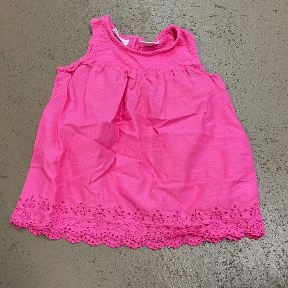 Infant Girl’s 5 Piece Lot Size 9-12 Month